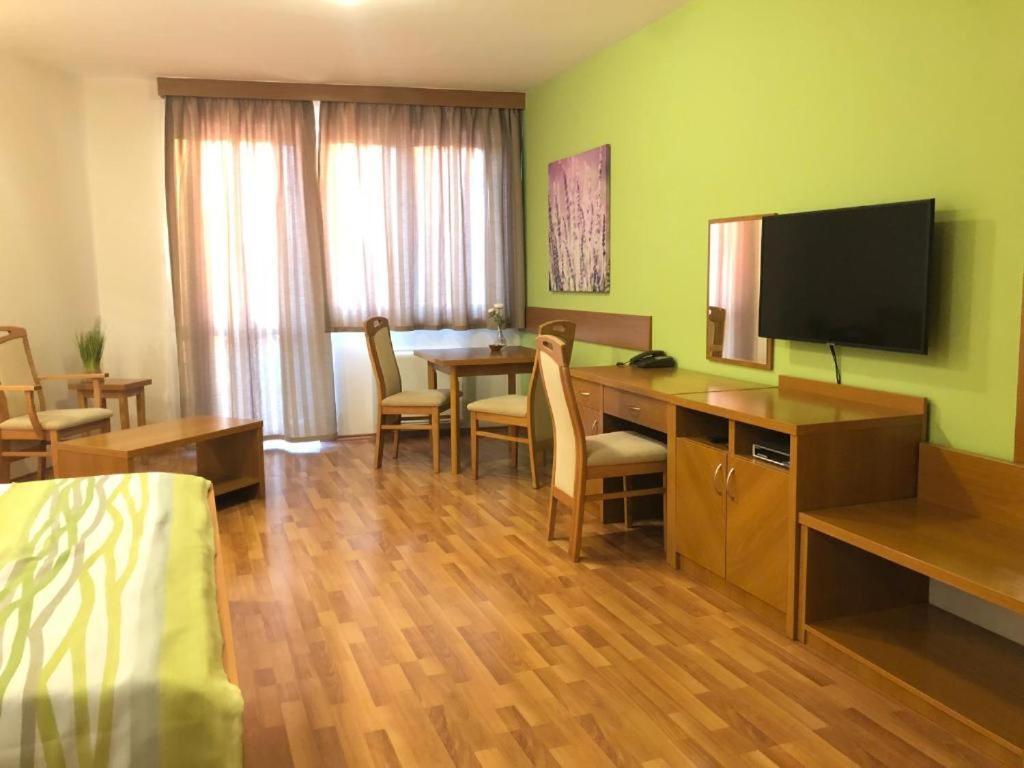 Rosemary Apartmanok, Rose, Lili, Mary1, Mary2 Hajdúszoboszló Exteriör bild
